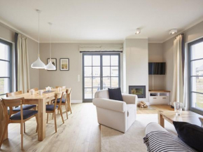 Reetland am Meer - Premium Reetdachvilla mit 3 Schlafzimmern, Sauna und Kamin E18, Dranske